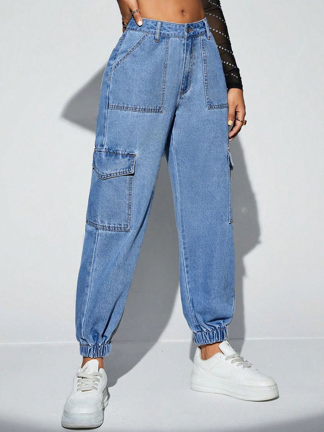 Kotty Women High-Rise Clean Look Stretchable Cargo Joggers