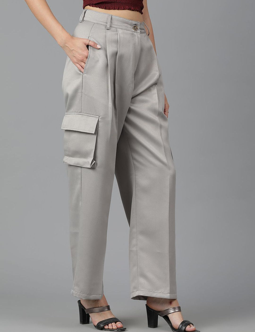 Kotty Women Straight Fit High-Rise Easy Wash Cargos Trousers