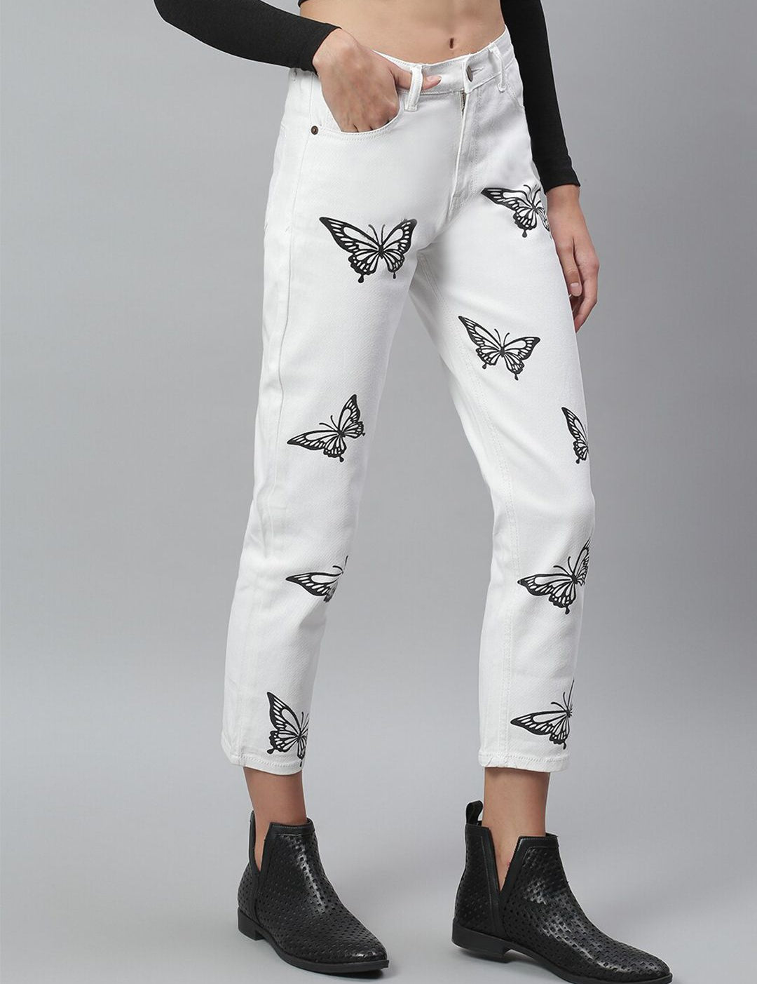 Kotty Women White Regular Fit Mid-Rise Clean Look Printed Stretchable Jeans