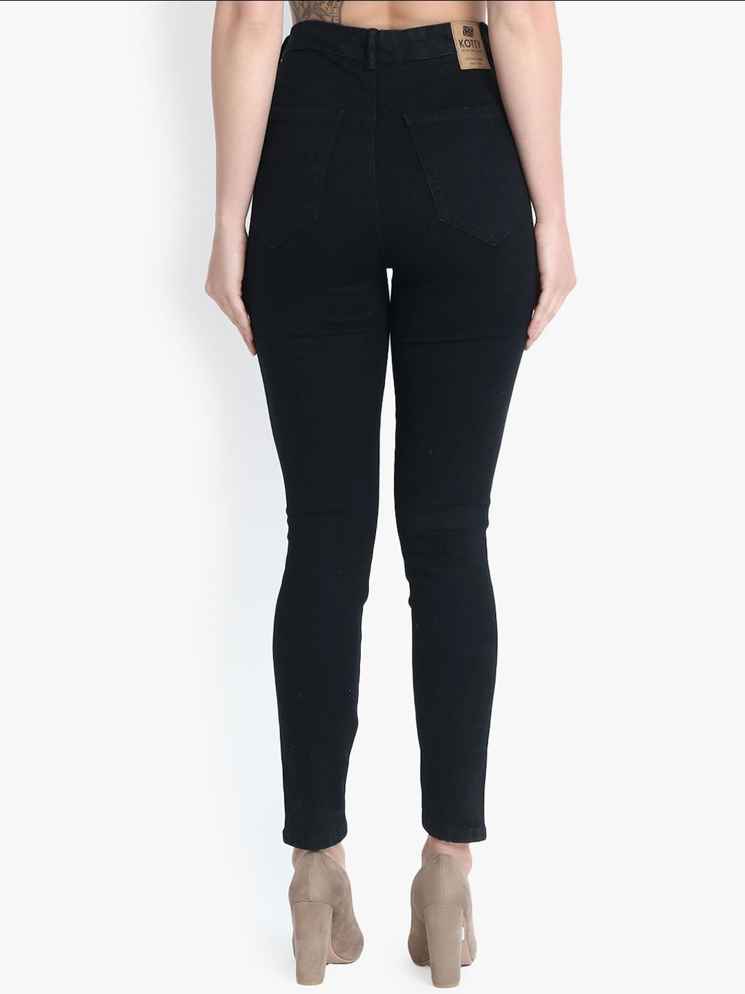 Kotty Women Black Skinny Fit High-Rise Clean Look Jeans