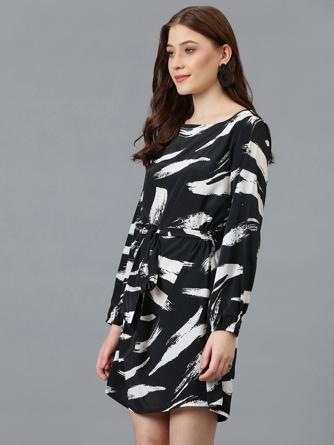 Kotty Black & White Abstract Printed Satin A-Line Dress