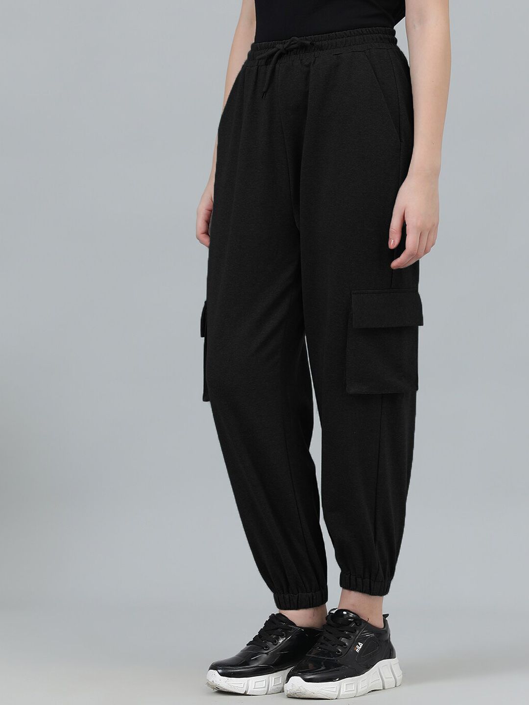 Kotty Women Black Relaxed Fit Mid-Rise Cotton Joggers