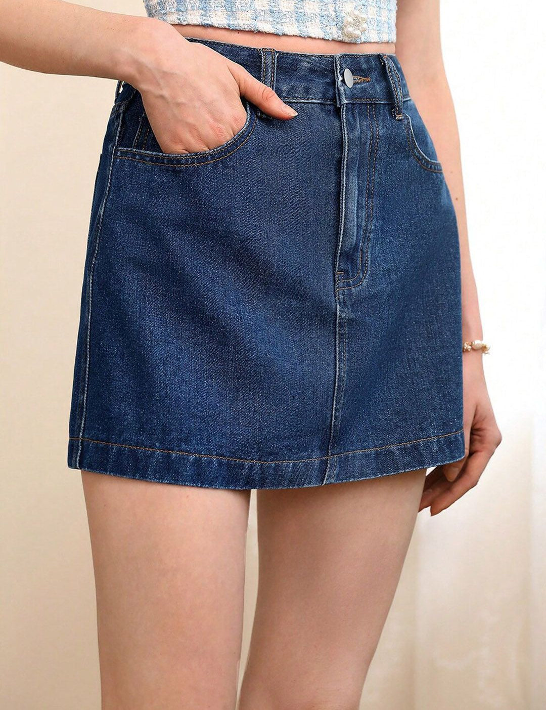 Stylecast X KOTTY Basics Straight Mini Skirts