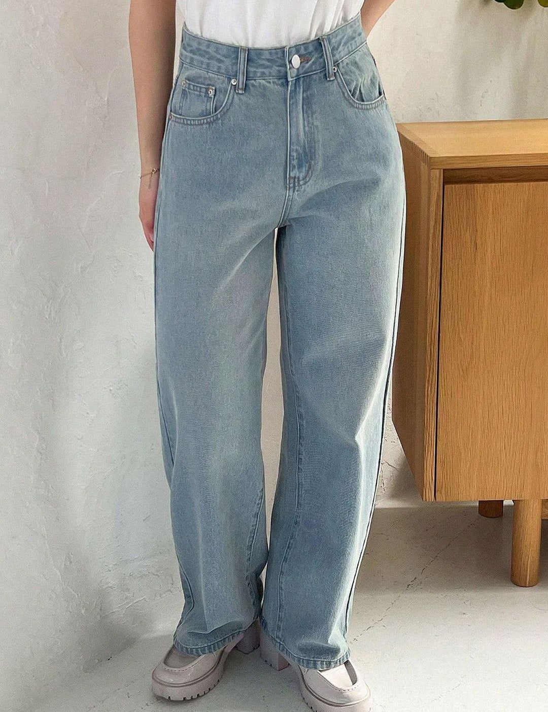 Kotty Women Jean Wide Leg High-Rise Stretchable Jeans