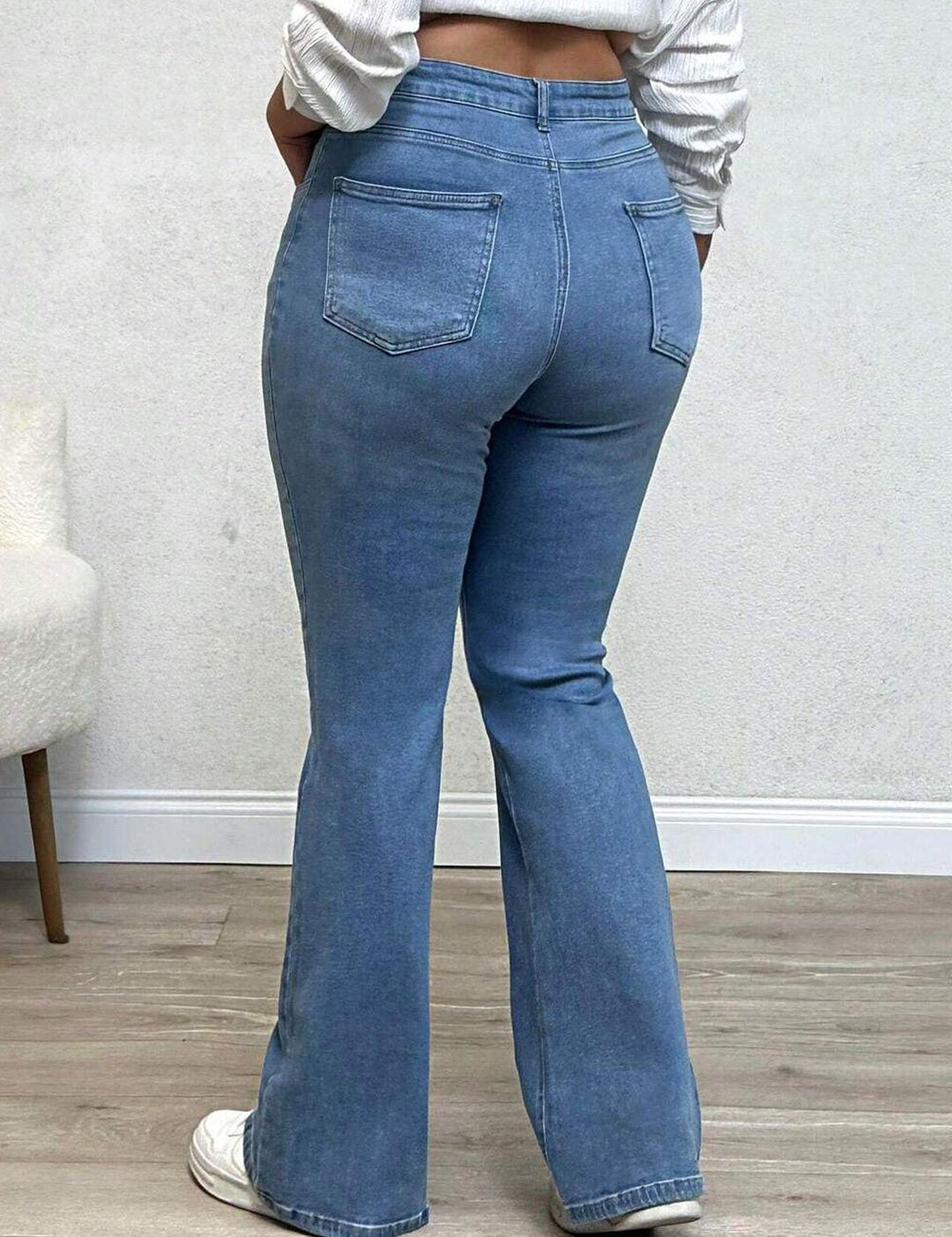 Kotty Women Flared Light Fade High-Rise Jeans