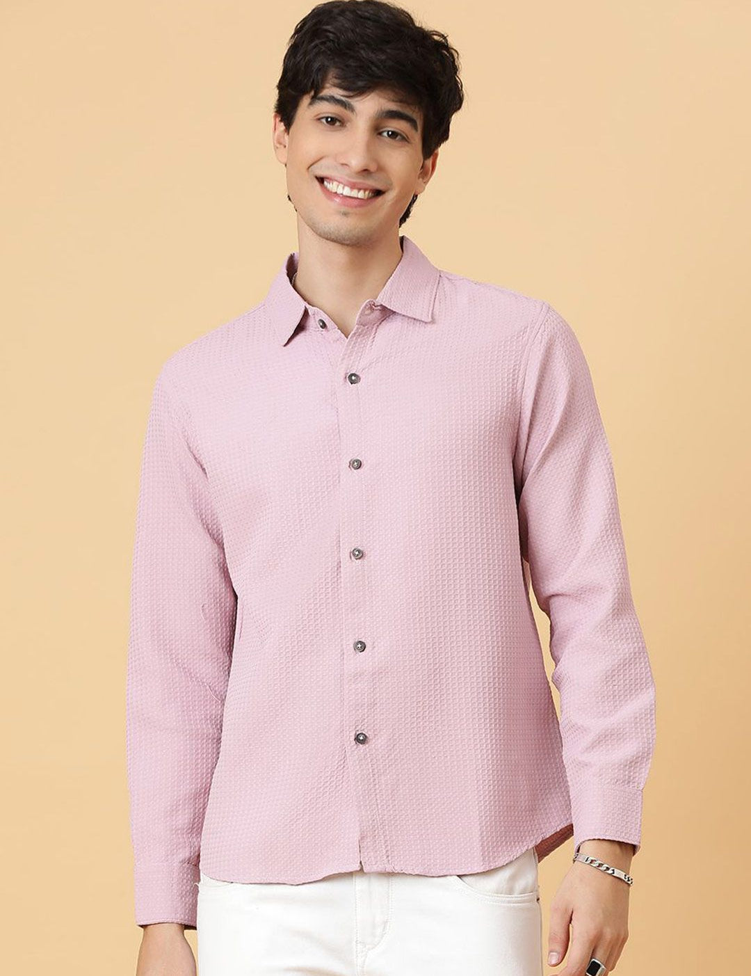 Kotty Men Relaxed Spread Collar Solid Casual Shirt