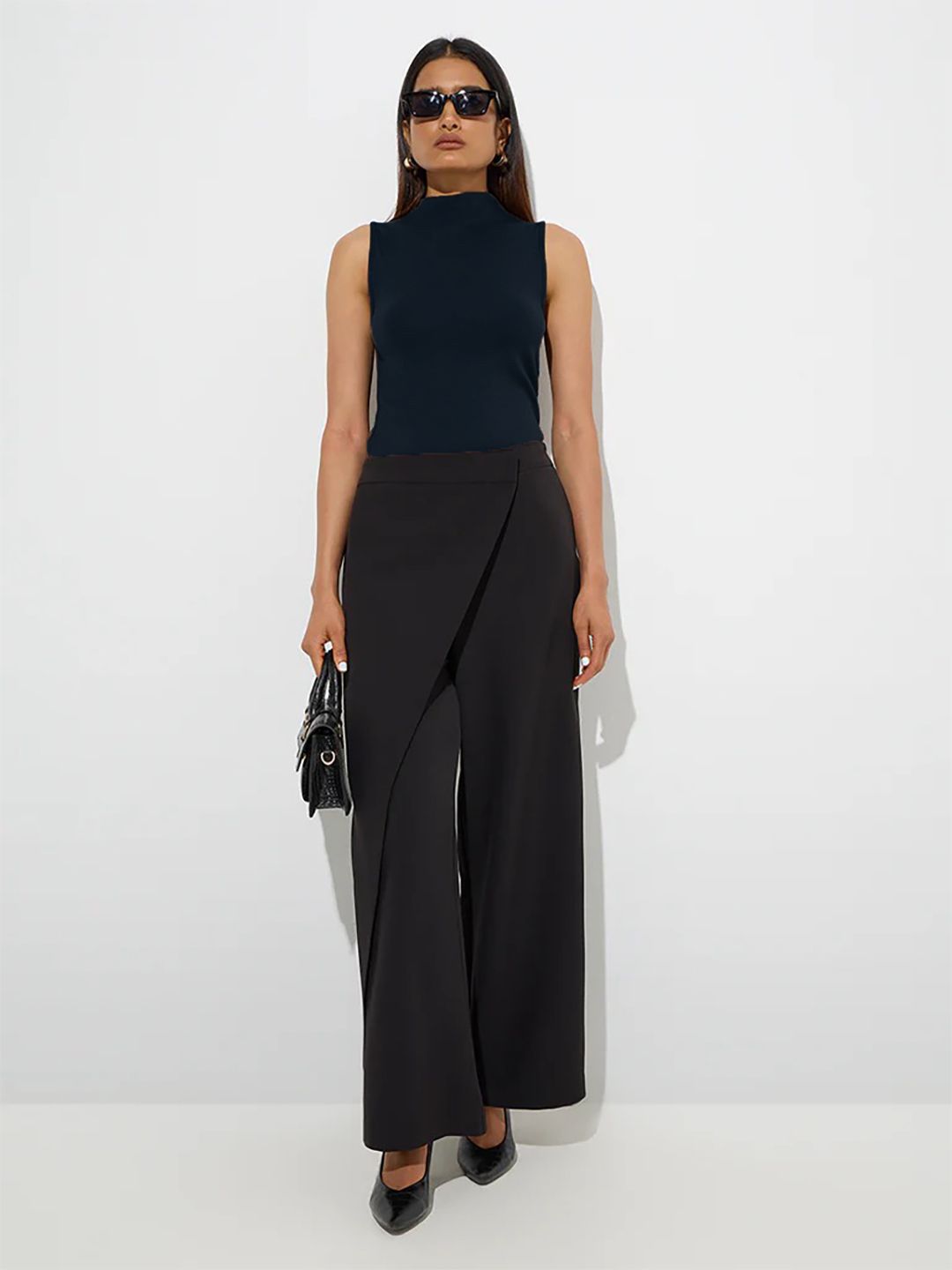 Kotty Women Sleeveless High Neck Tank Top