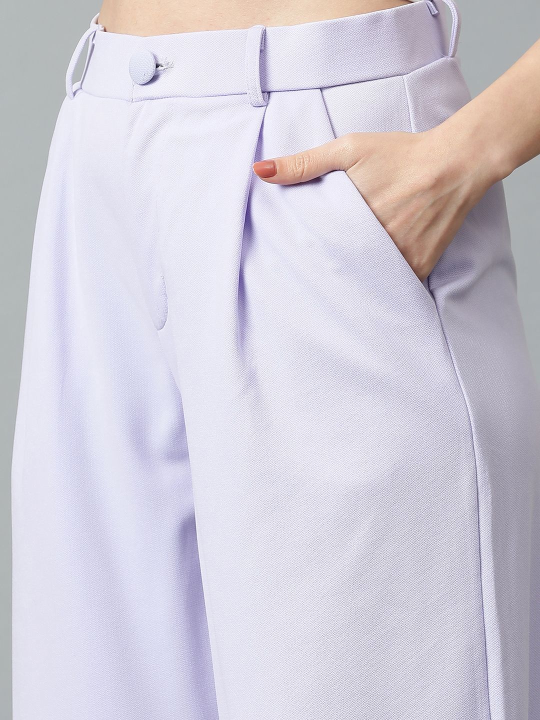 Kotty Women Colourblocked Relaxed Straight Leg Straight Fit High-Rise Easy Wash Trousers