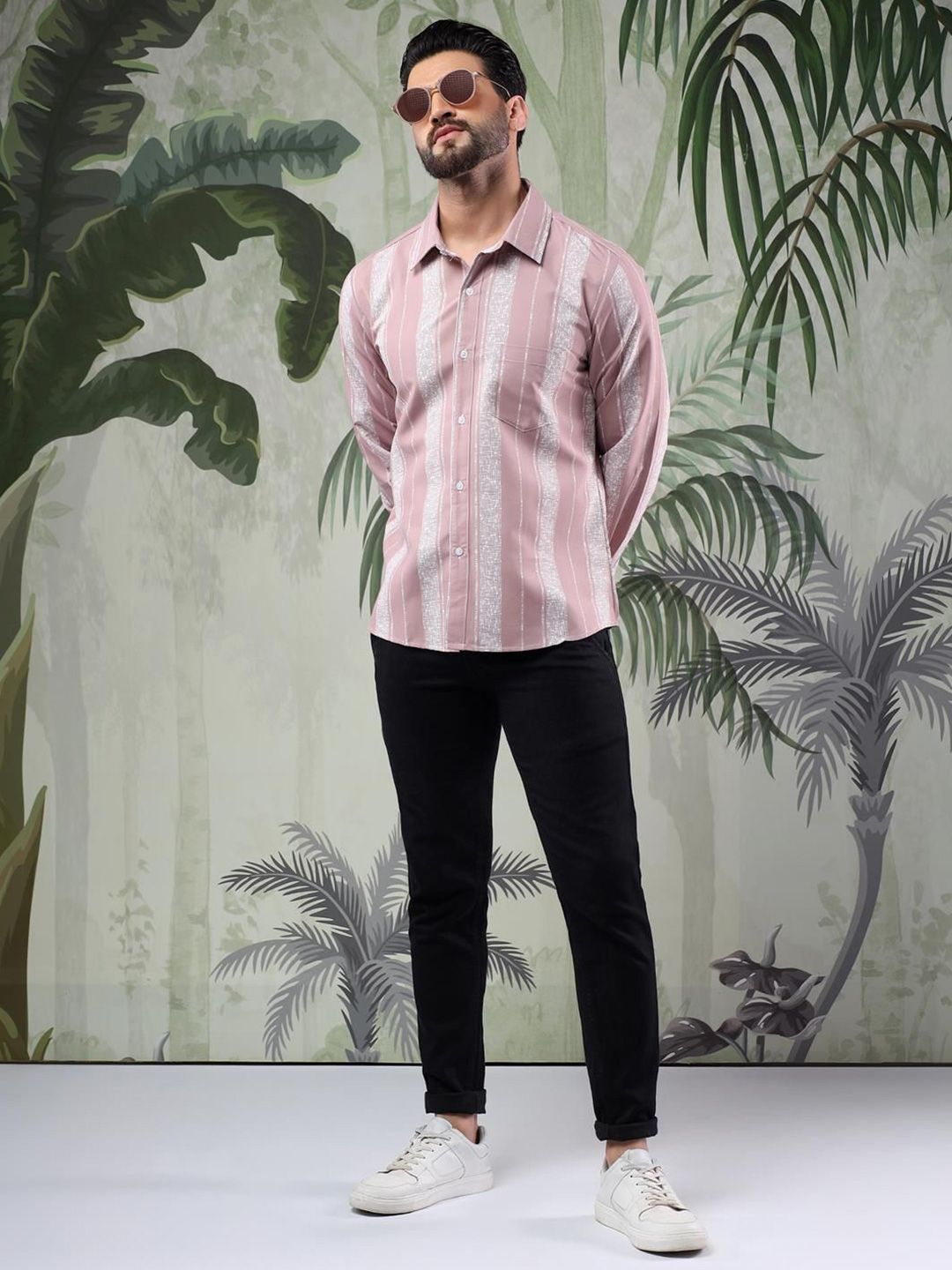 Kotty Men Spread Collar Vertical Striped Casual Shirt