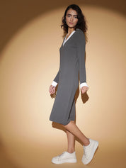 Kotty Women Solid V-Neck A-Line Midi Dress