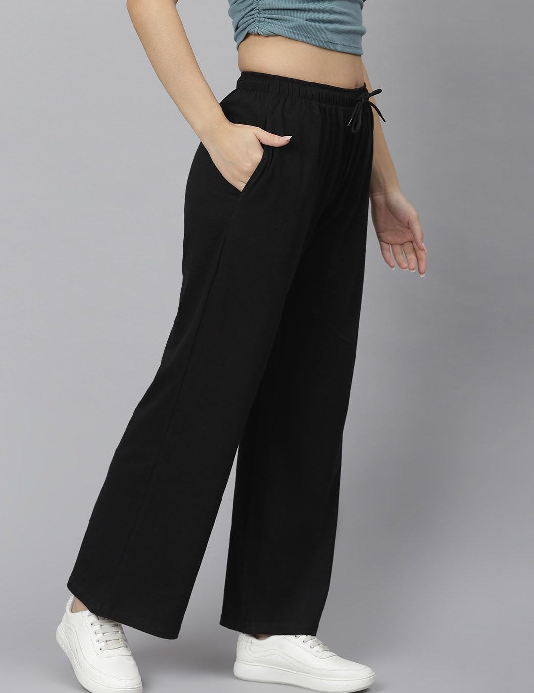 Kotty Women Black Solid Straight-Fit Track Pants