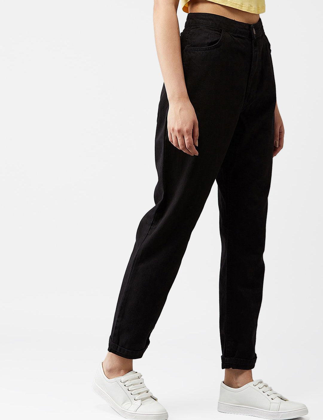 Kotty Women Black Boyfriend Fit High-Rise Clean Look Jeans