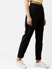 Kotty Women Black Boyfriend Fit High-Rise Clean Look Jeans