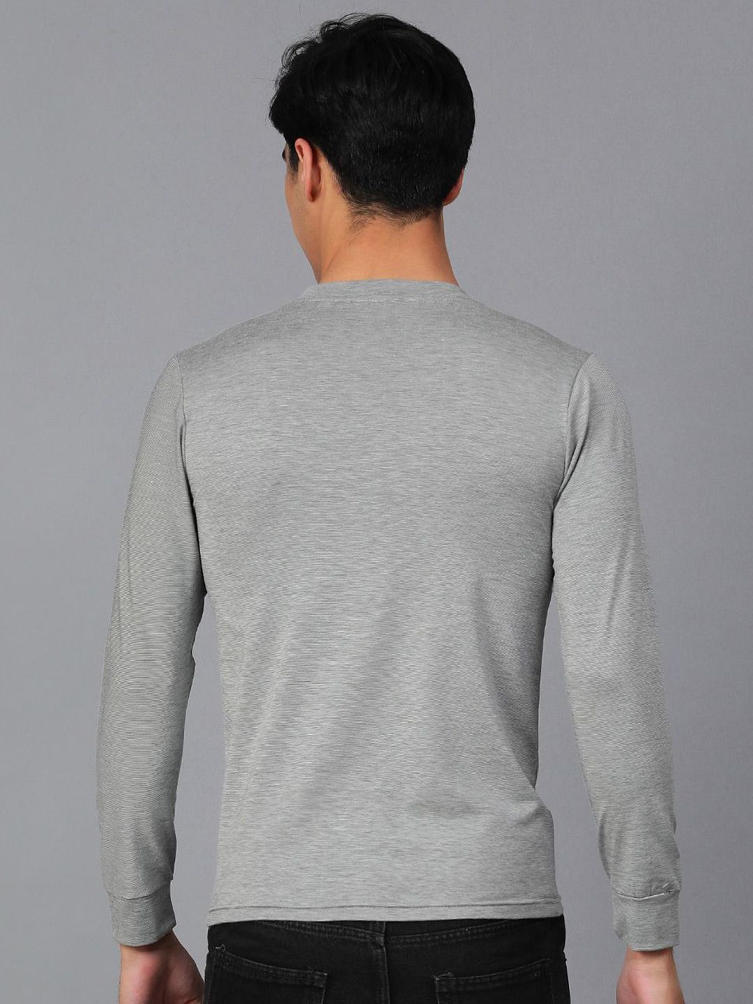 Kotty Men Solid Round Neck T-shirt