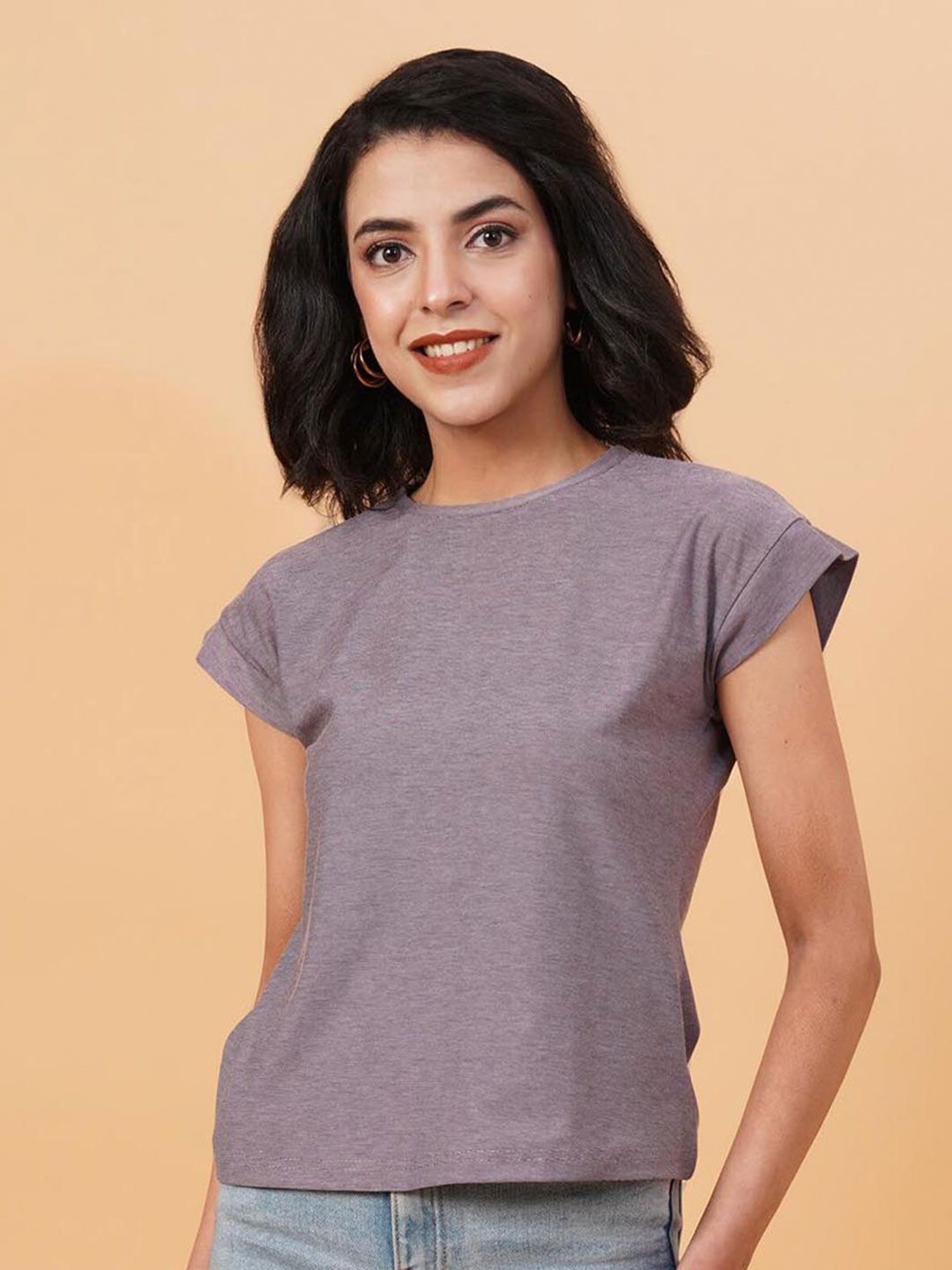 Kotty Round Neck Extended Sleeves Regular Fit T-shirt