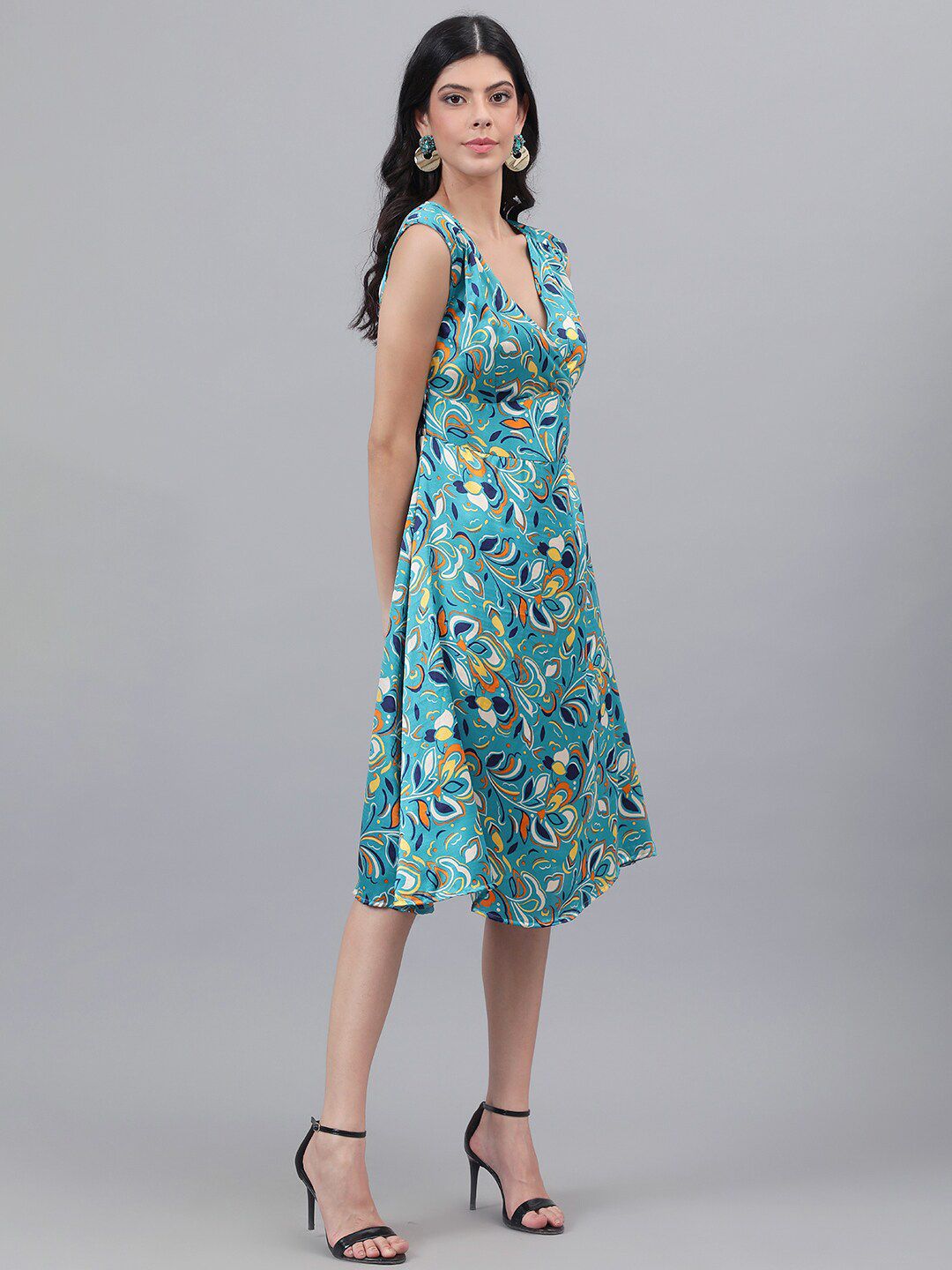 Kotty Floral Printed V-Neck Satin Midi Wrap Dress