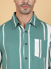 Kotty Men Relaxed Spread Collar Graphic Printed Cotton Casual Shirt