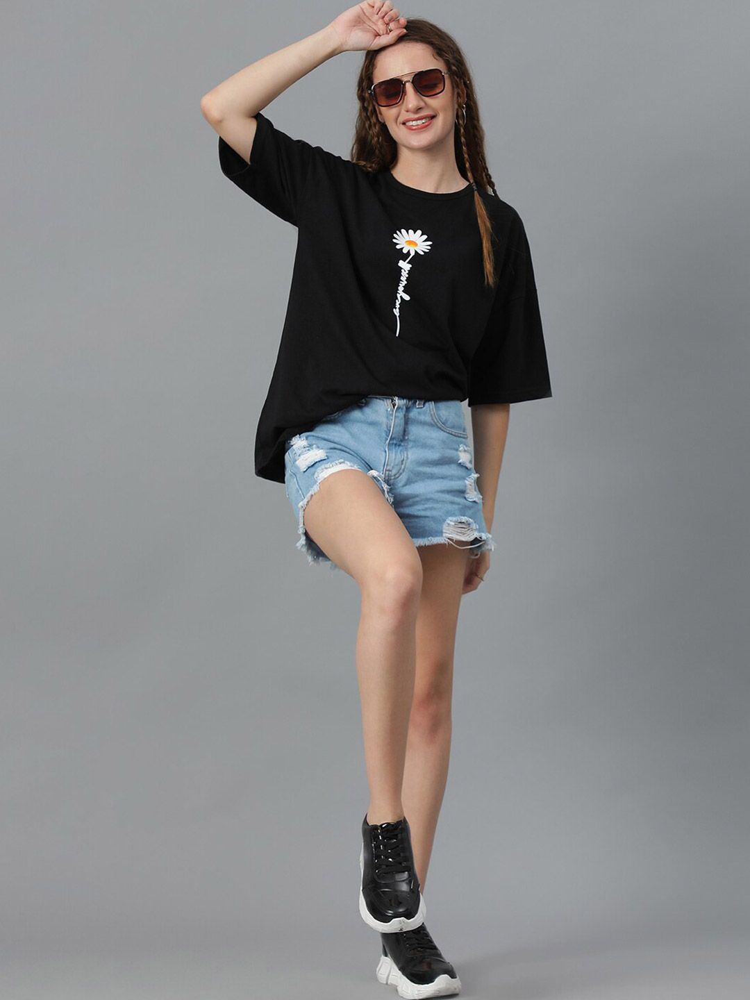 Kotty Graphic Printed Round Neck  Drop-Shoulder Sleeves Pure Cotton Oversized T-shirt