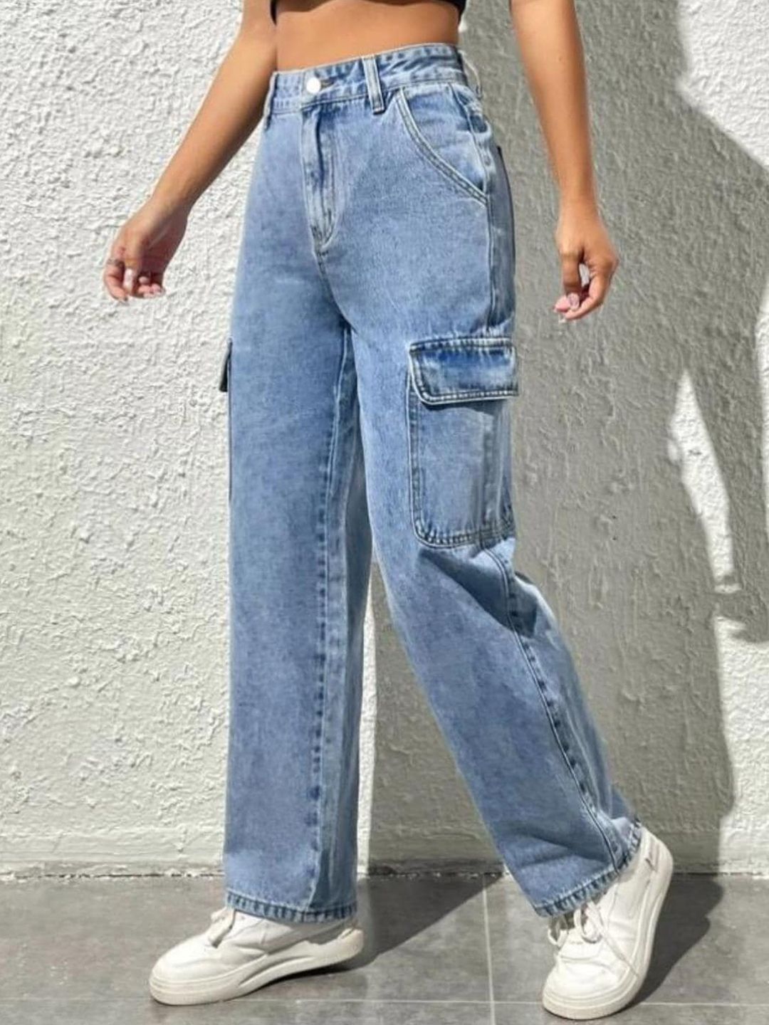 Kotty Women Blue Jean Straight Fit High-Rise Light Fade Clean Look Stretchable Jeans