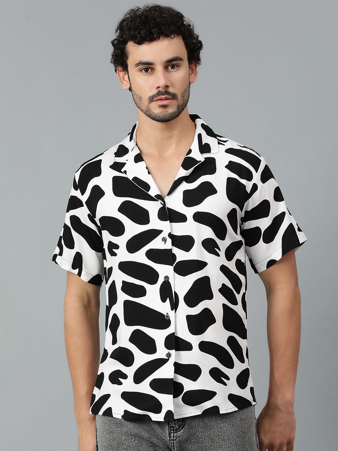 Kotty Men Cuban Collar Abstract Printed Casual Shirt