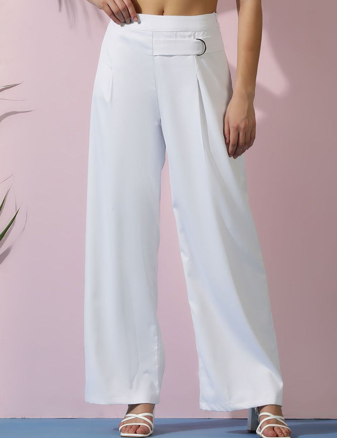 Kotty Women Relaxed Straight Fit High-Rise Easy Wash Wide Leg Trousers
