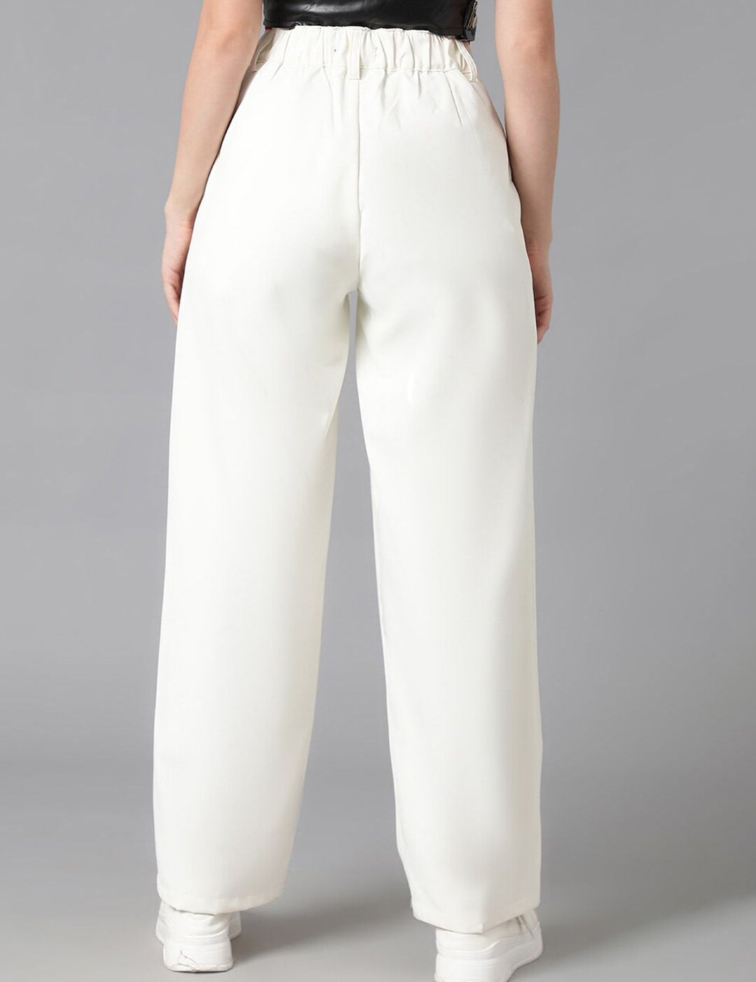 Kotty Women White Relaxed Straight Leg Straight Fit High-Rise Easy Wash Pleated Trousers