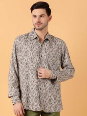 Kotty Men Relaxed Spread Collar Graphic Printed Cotton Casual Shirt