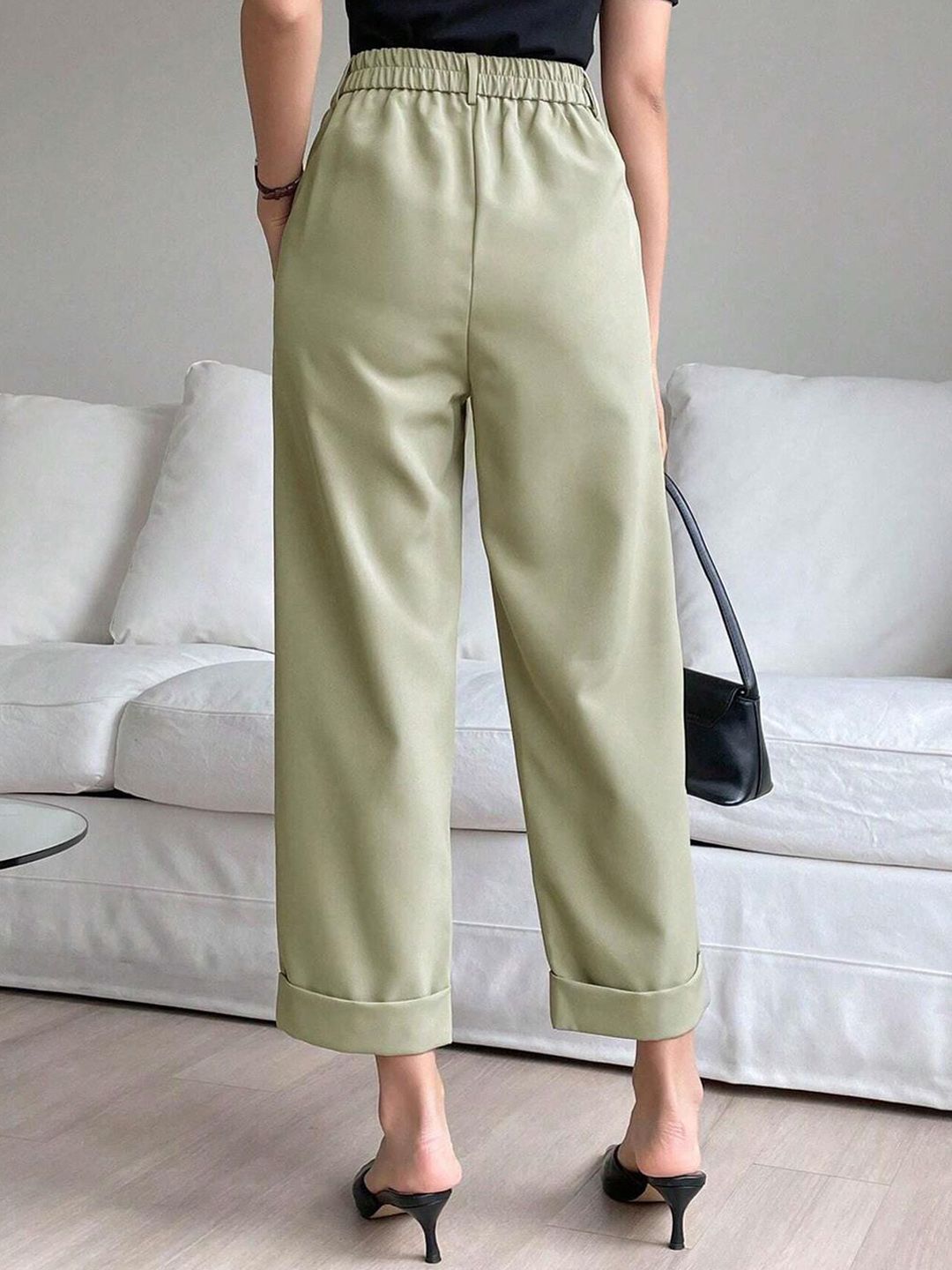 Kotty Women Relaxed Straight Leg Straight Fit High-Rise Easy Wash Trousers