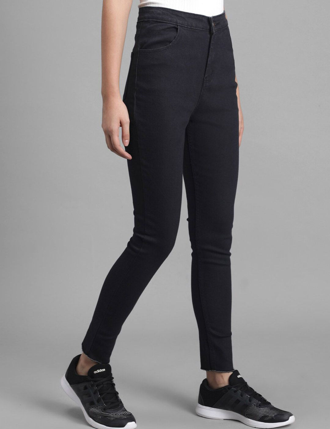 Kotty Women Black Skinny Fit High-Rise Clean Look Jeans