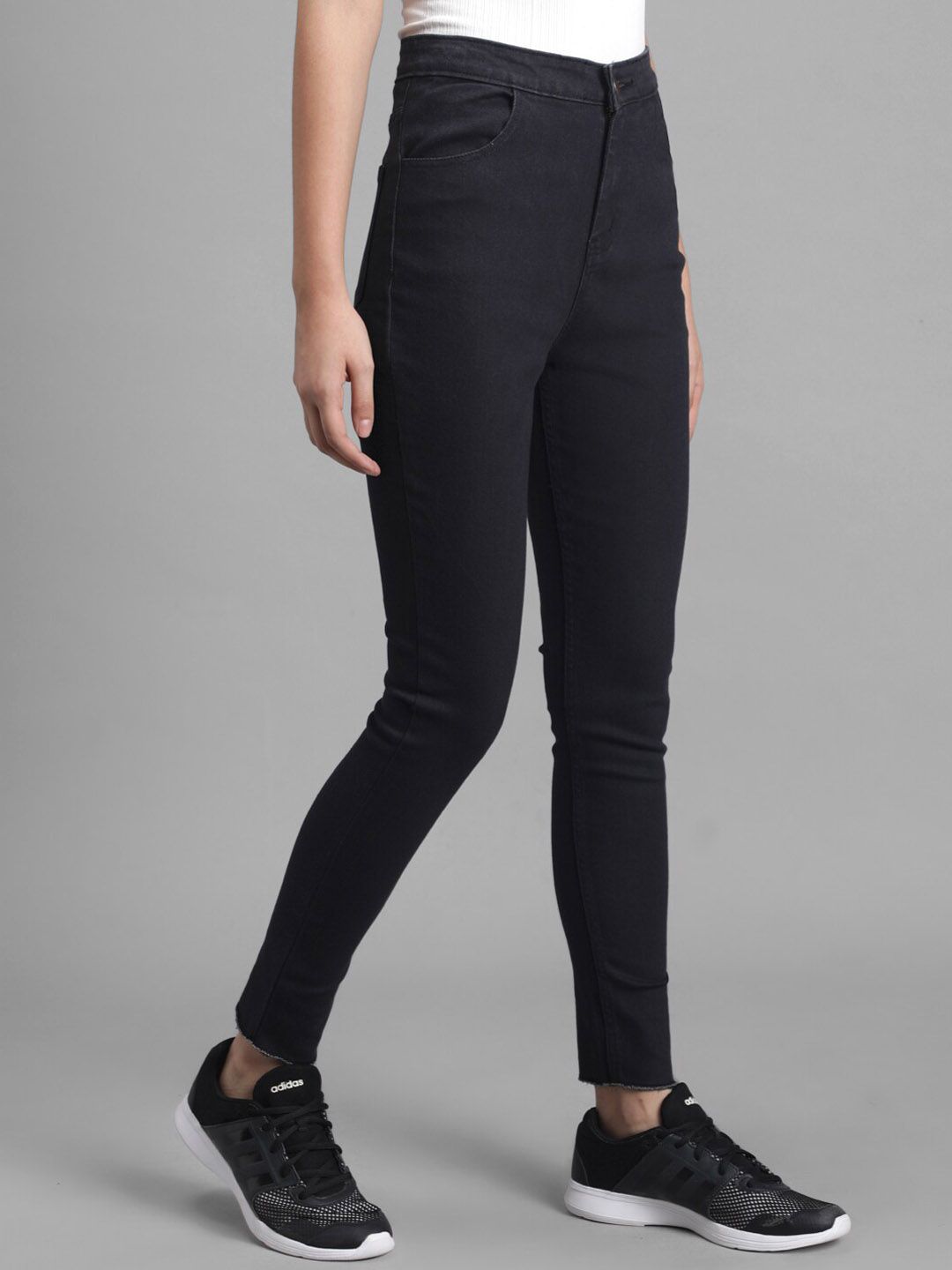 Kotty Women Black Skinny Fit High-Rise Clean Look Jeans