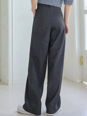 Kotty Women Grey Relaxed Straight Leg Straight Fit High-Rise Pleated Trousers