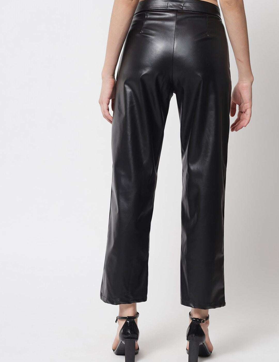 Kotty Women Black Relaxed Straight Fit Trousers