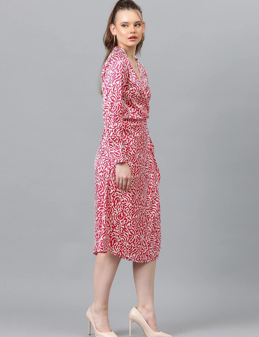 Kotty Pink & White Abstract Printed Puffed Sleeves Satin Midi Dress