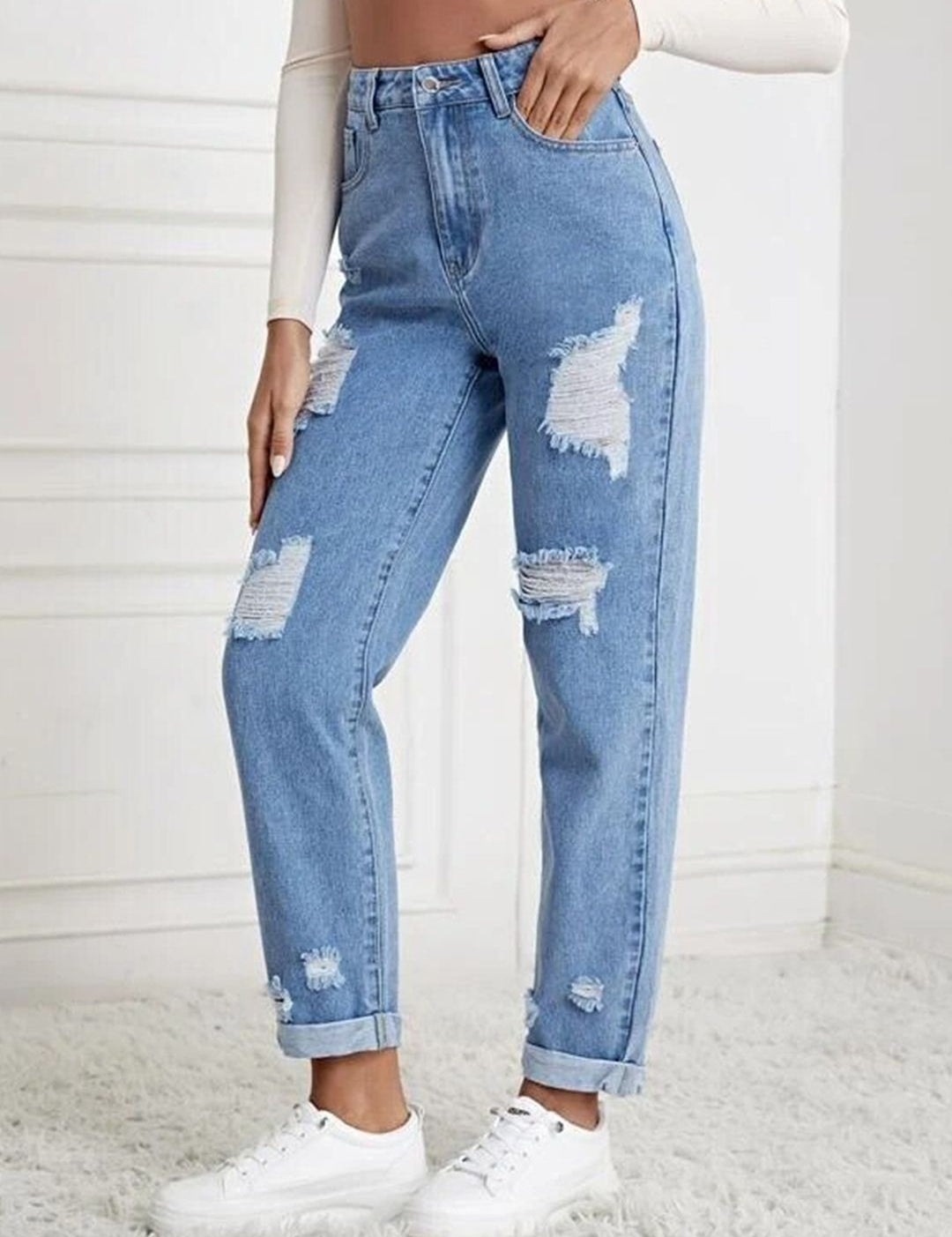 Kotty Women Blue High-Rise Highly Distressed Jeans