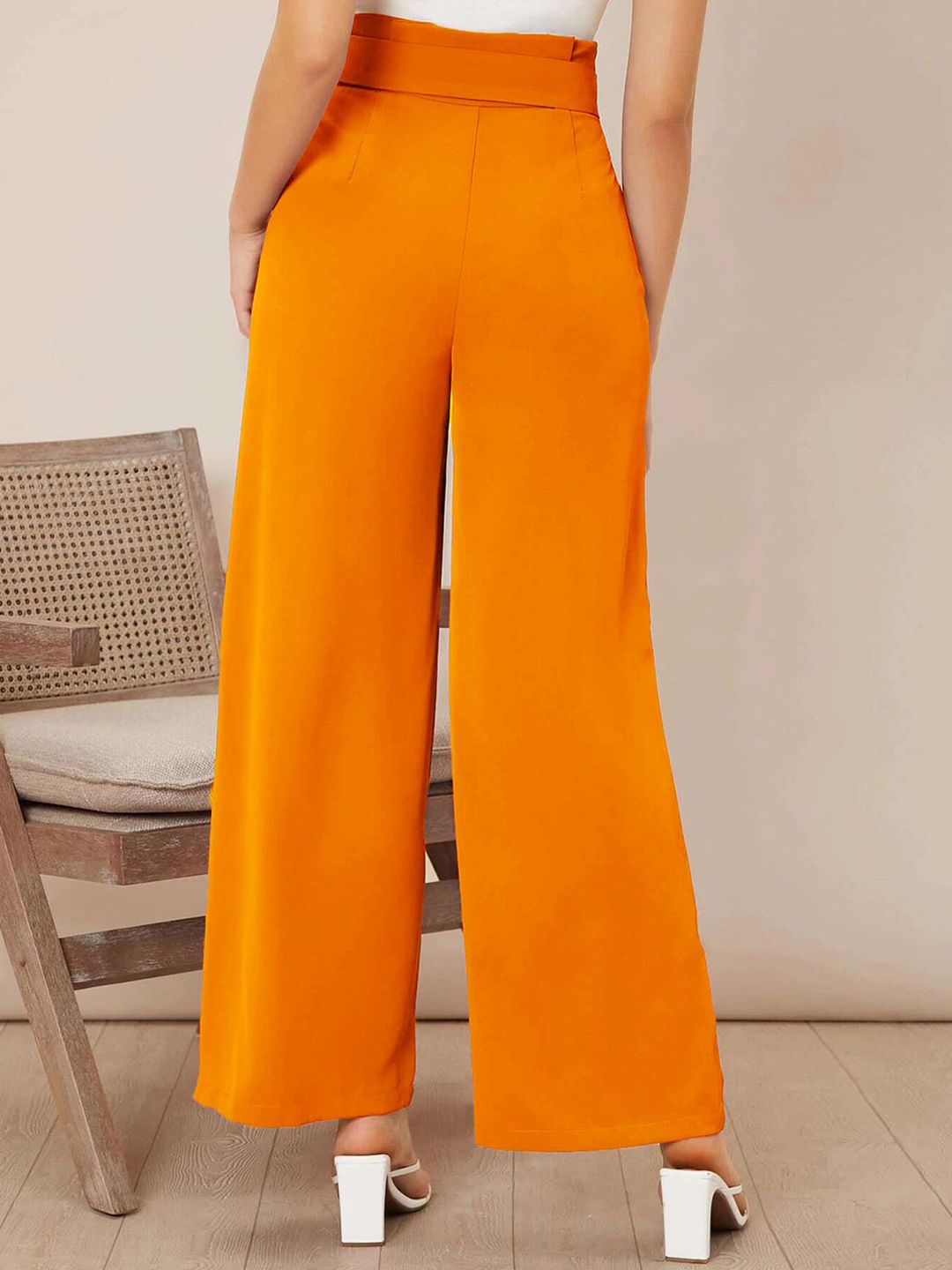 KOTTY BIZwear Women Relaxed Straight Fit High-Rise Easy Wash Pleated Parallel Trouser