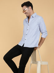 Kotty Men Relaxed Spread Collar Graphic Printed Casual Shirt