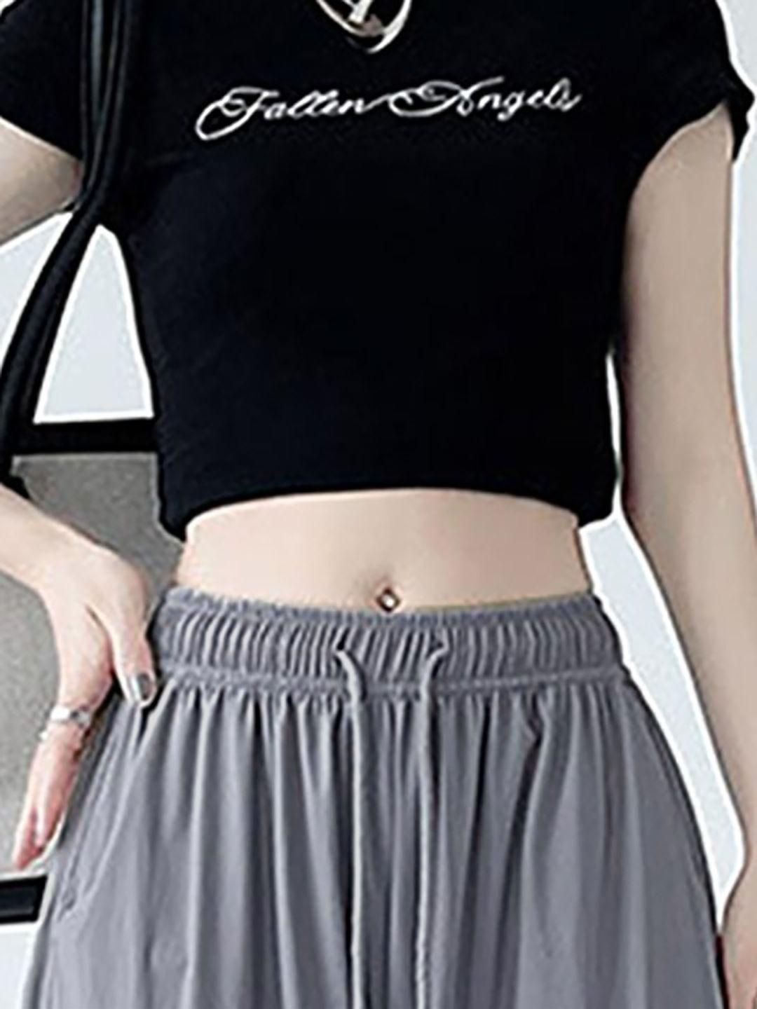 Kotty Women High-Rise Cotton Cargo Trousers