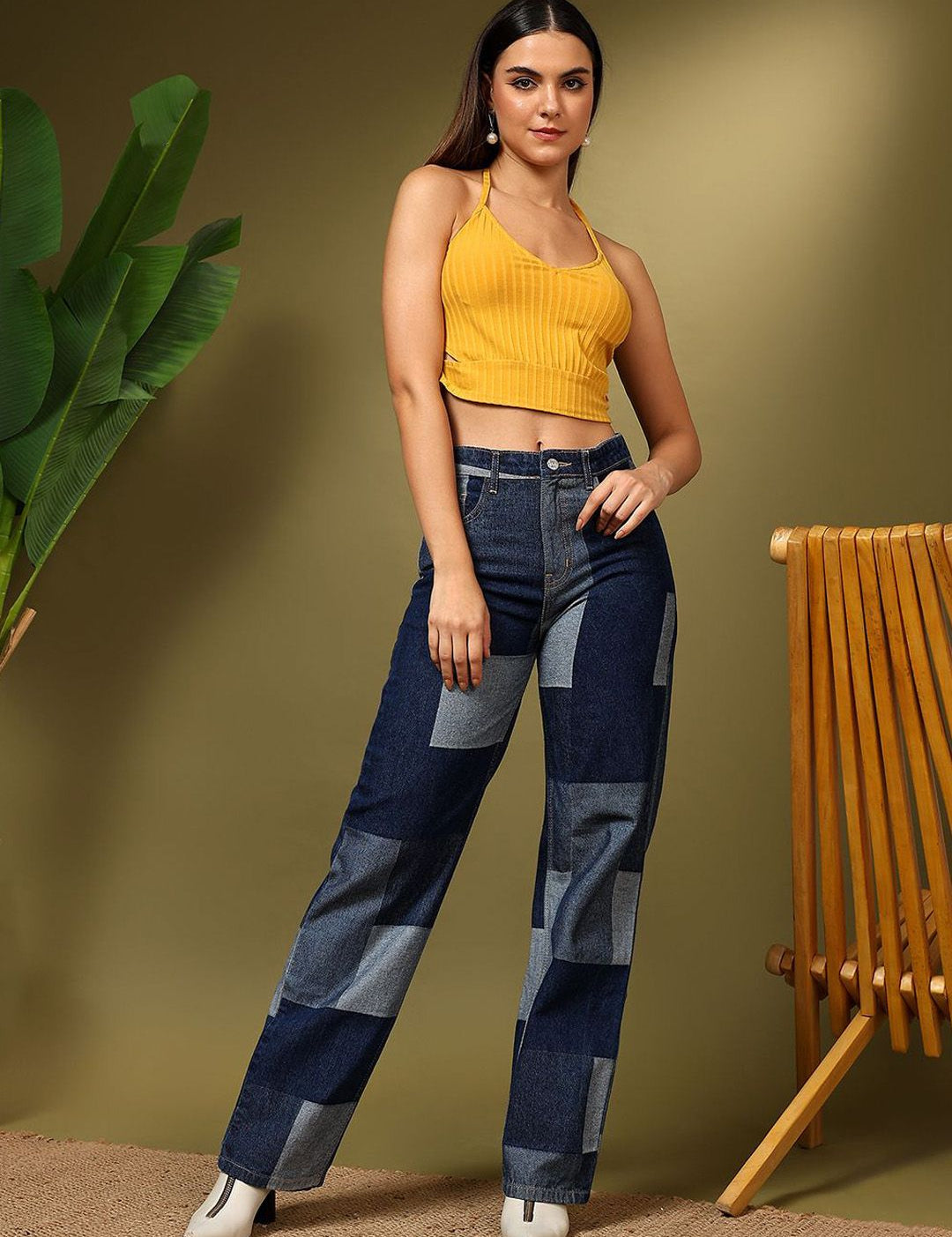 Kotty Women Straight Fit High-Rise Stretchable Jeans