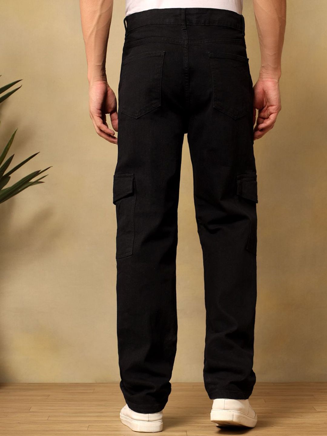 Kotty Men Regular Fit Mid-Rise Clean Look No Fade Stretchable Jeans