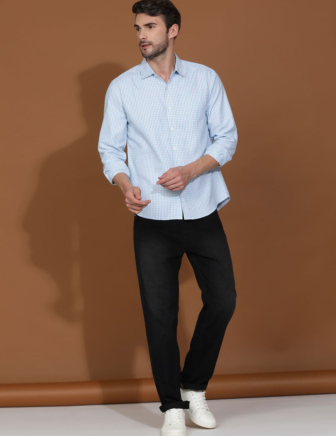 Kotty Blue New Spread Collar Checked Casual Shirt