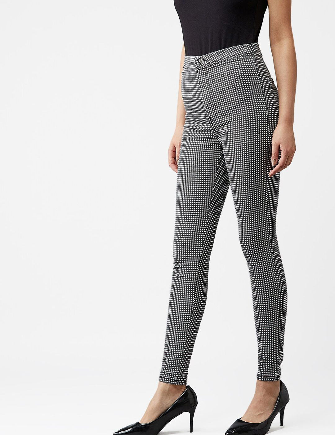 Kotty Women Black & White Skinny Fit High-Rise Clean Look Jeans