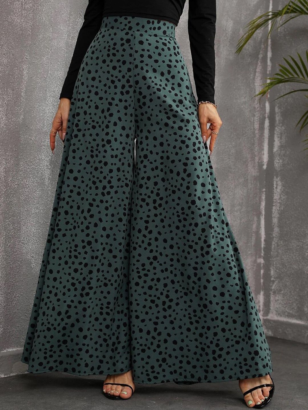 Kotty Women Green Printed Relaxed Flared High-Rise Easy Wash Trousers