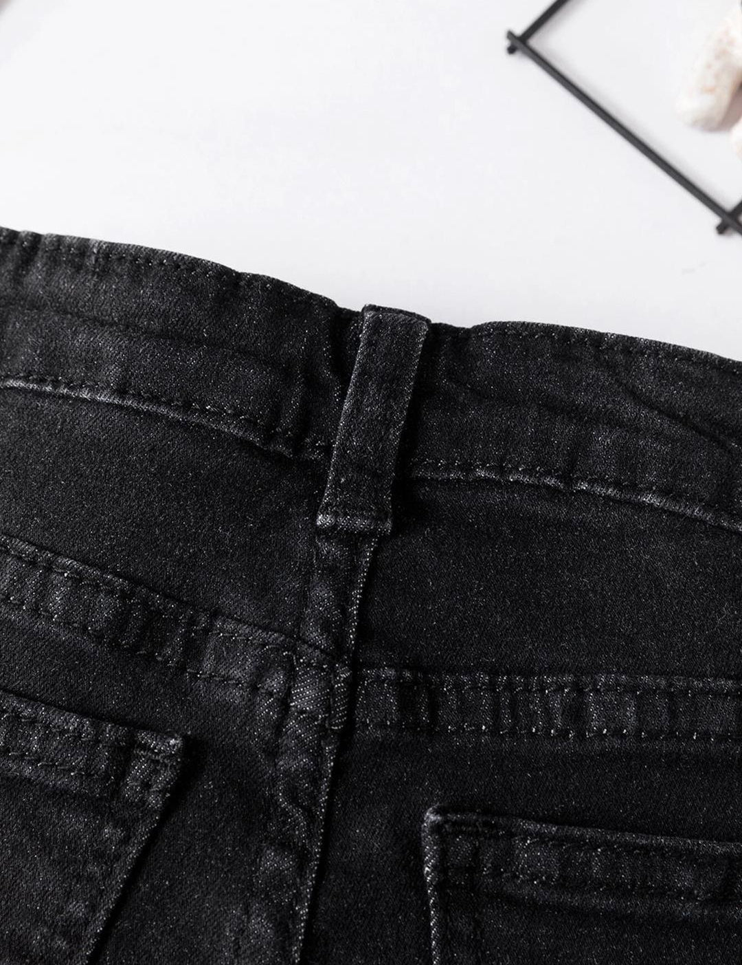 Kotty Girls Low Distress Mid-Rise Light Fade Stretchable Jeans