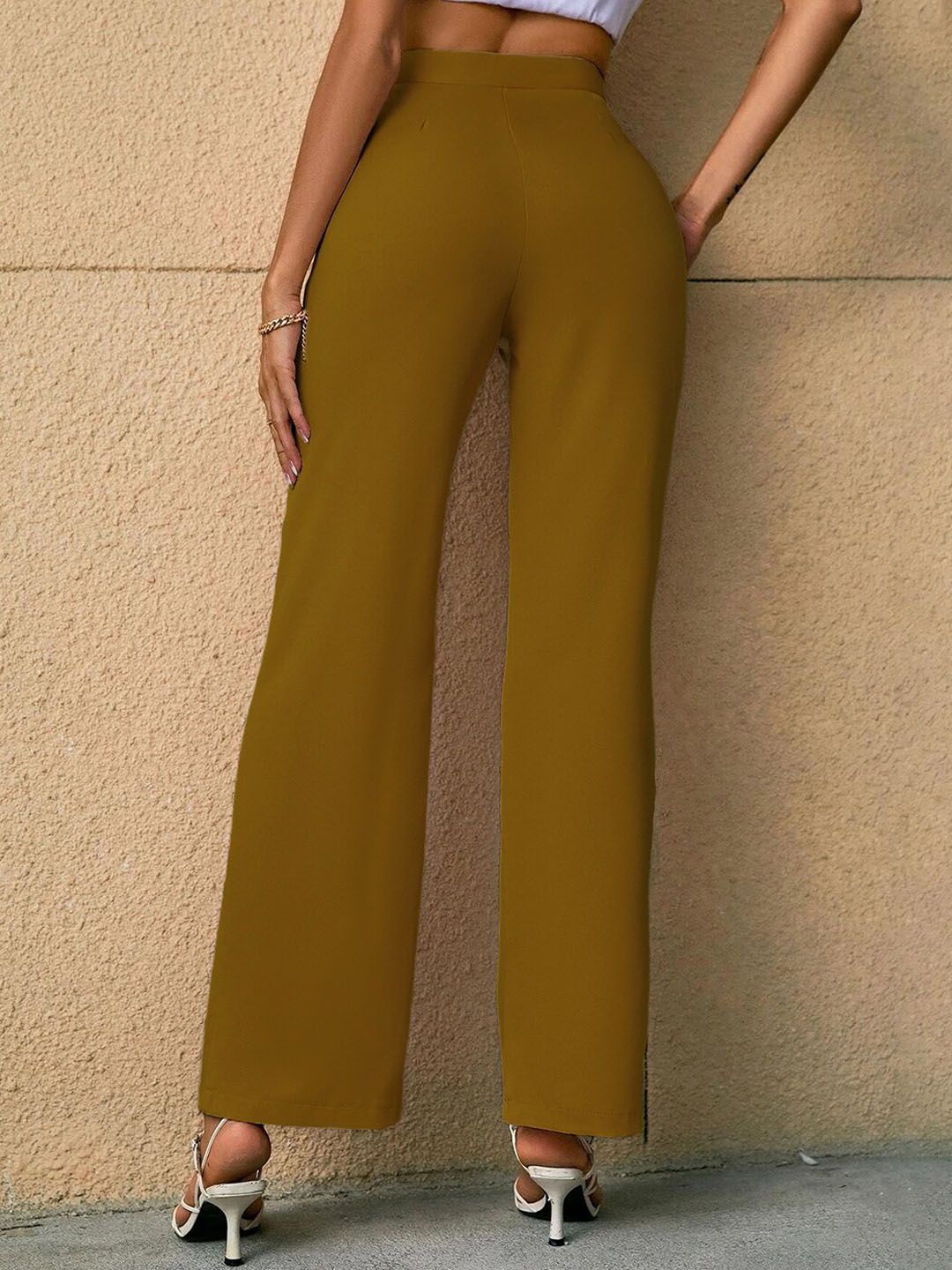 Kotty Women Relaxed Straight Fit High-Rise Easy Wash Trousers