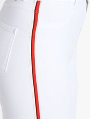 Kotty Women White Skinny Fit High-Rise Slash Knee Stretchable Jeans