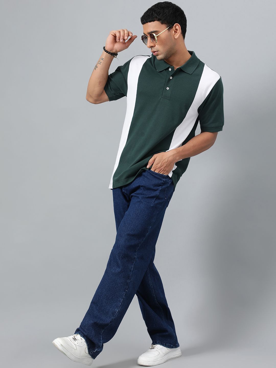 Kotty Men Solid Polo Collar T-shirt
