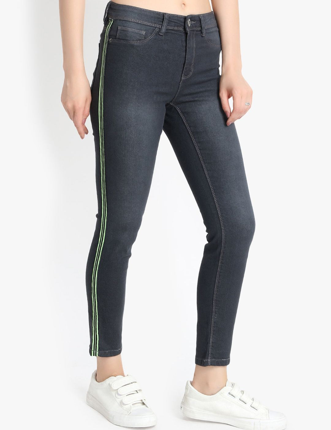 Kotty Women Black Skinny Fit High-Rise Clean Look Jeans