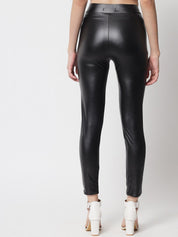 Kotty Women Black Relaxed Skinny Fit Trousers