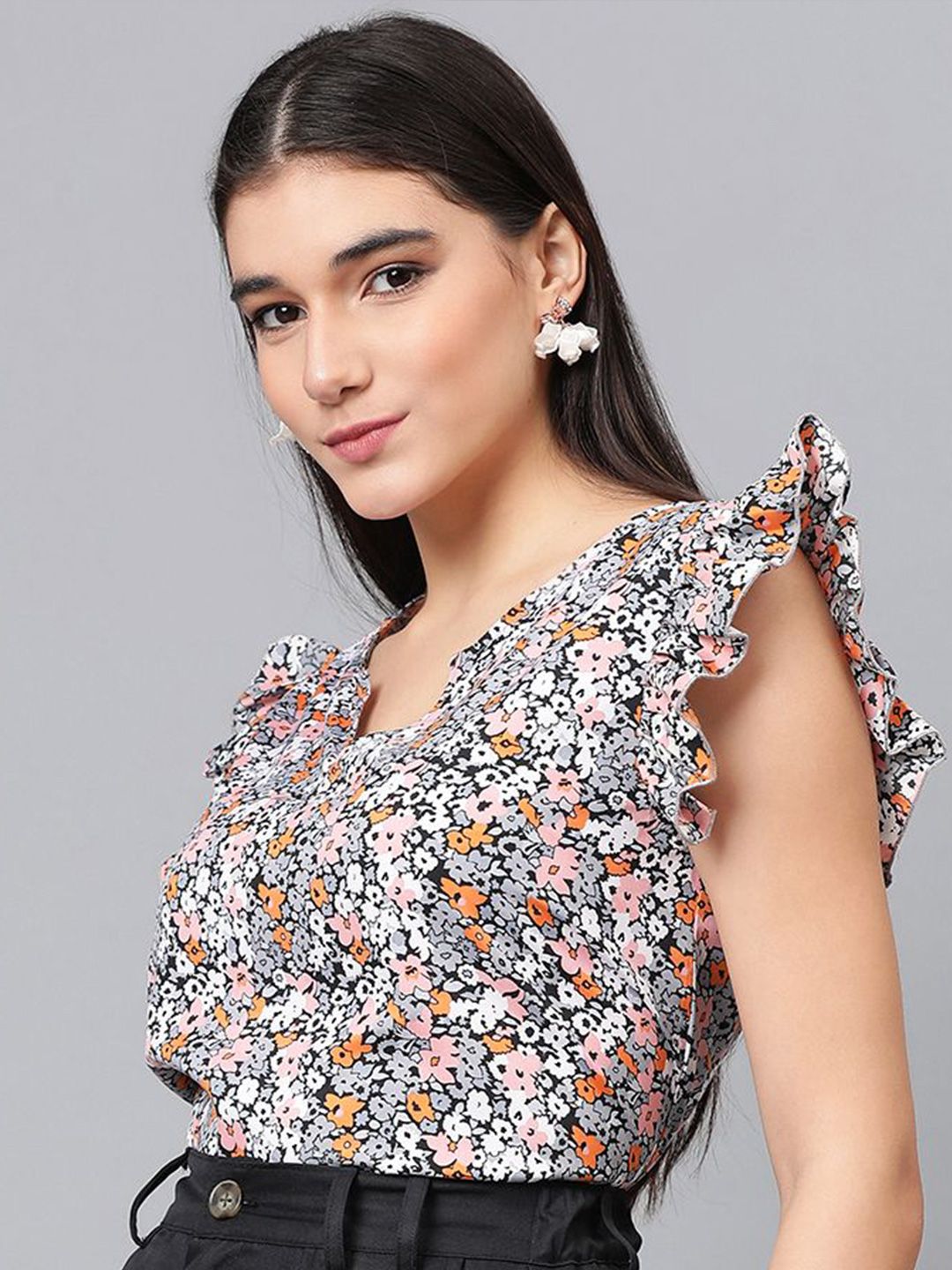 Kotty Women Floral Printed Sweetheart Neck Flutter Sleeves Top