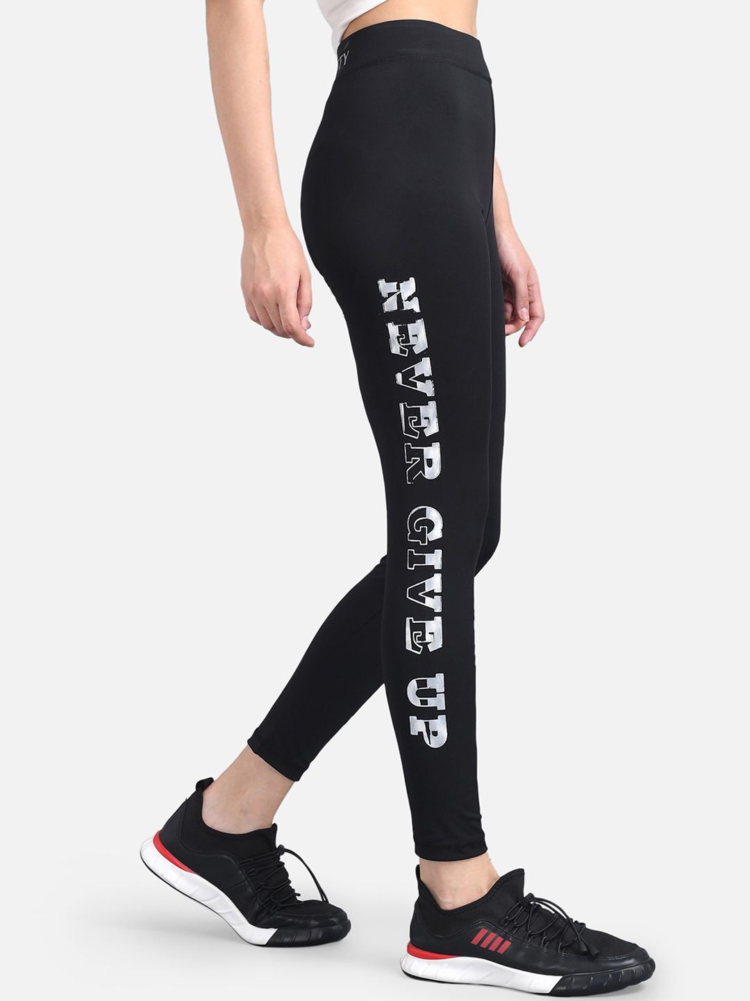 Kotty Women Black & White Printed Tights